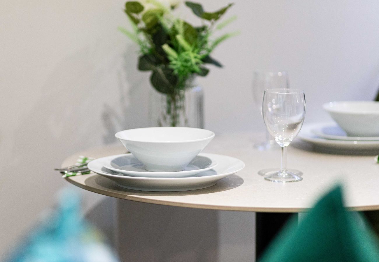 Image showing the dining room details inside Rock Mill Studio Apartment 9