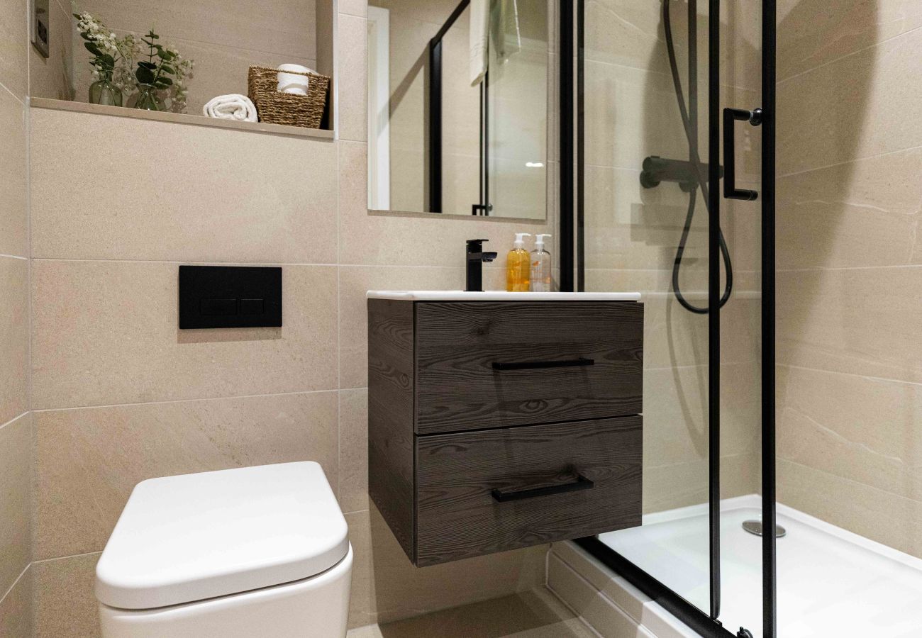 Image showing the modern bathroom with underfloor heating inside Rock Mill Apartment 7