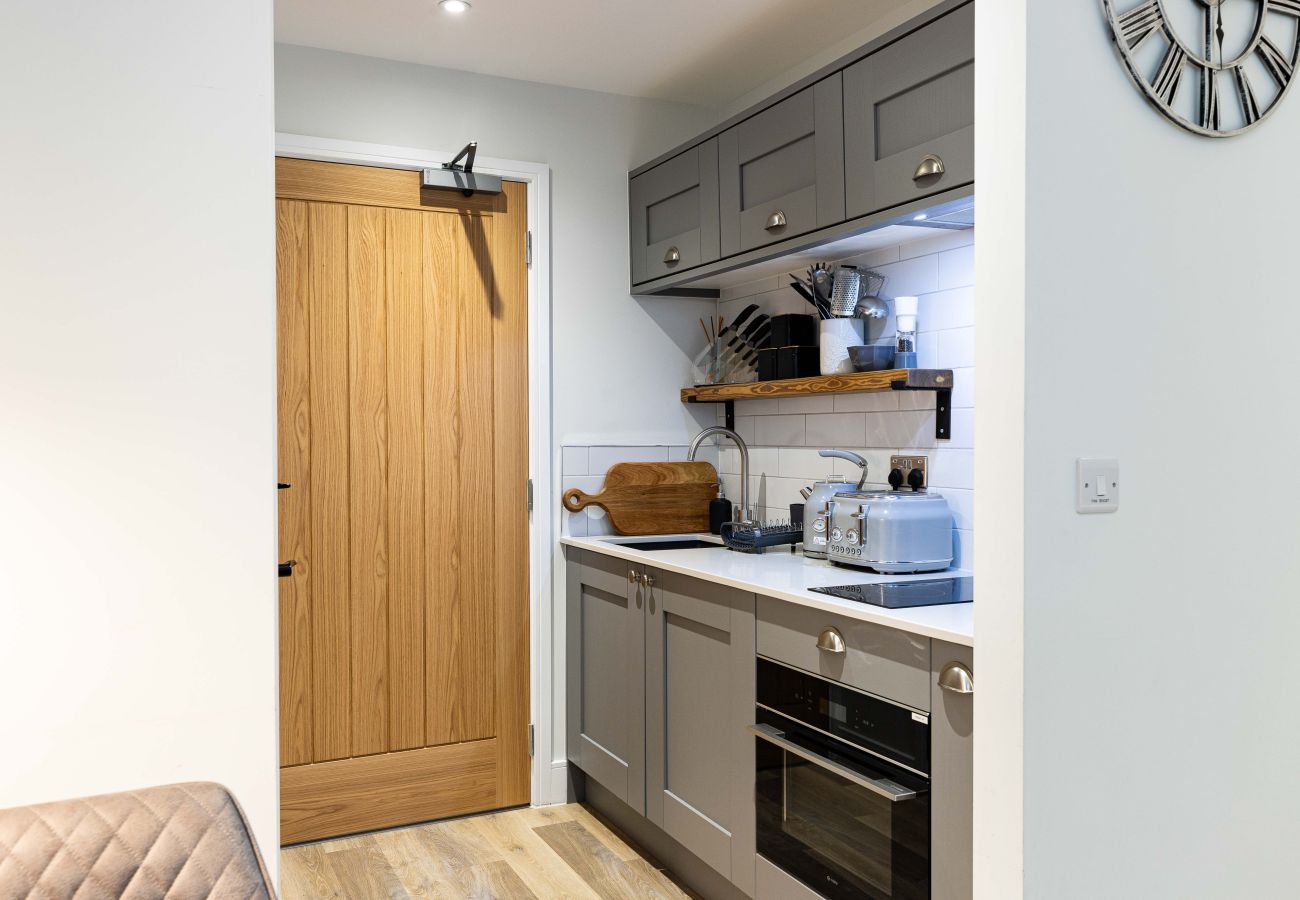 Image showing the fully integrated kitchen inside Rock Mill Apartment 7