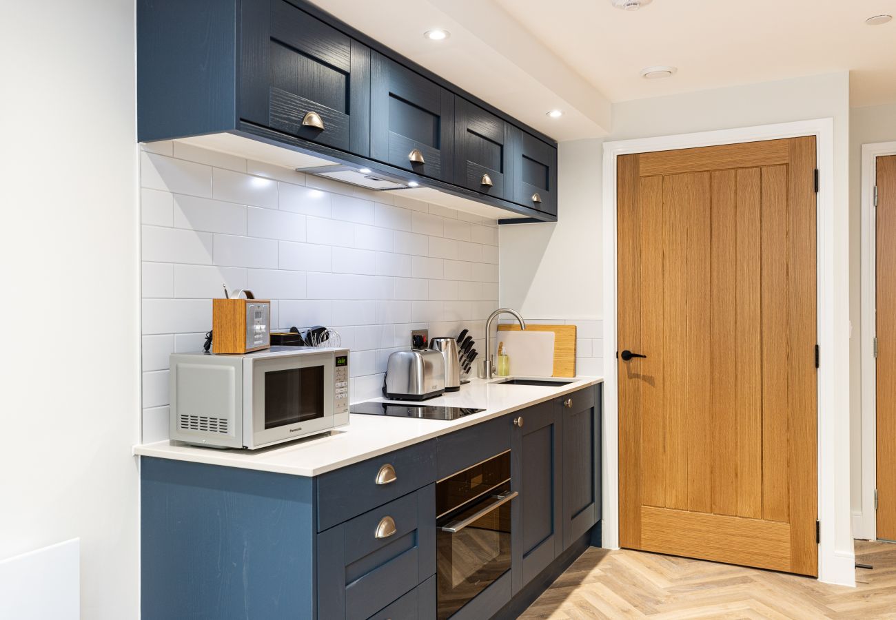 Image showing the fully equipped kitchen in rock mill apartment 13