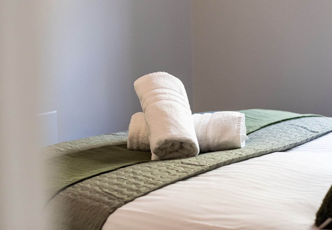 Image showing the bedroom details of rock mill apartment 13