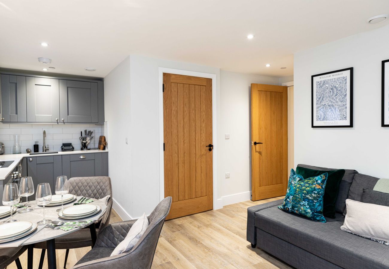 Image showing rock mill luxury apartment 42 living and dining area