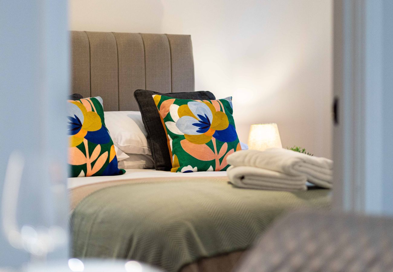 Image showing the bedroom details inside Rock mill apartment 32