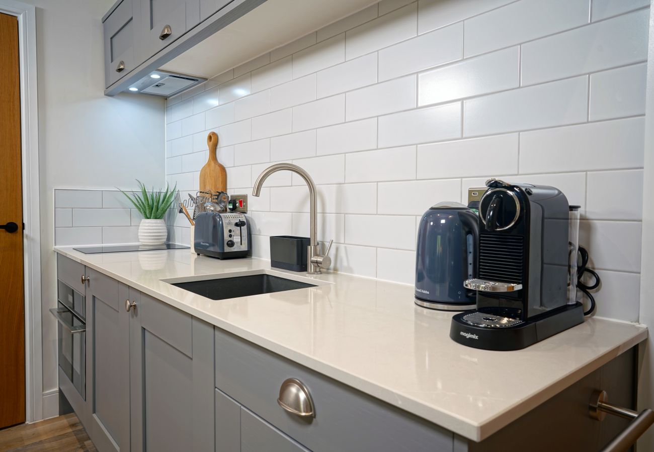 Image of the modern, well-equipped kitchen inside Rock mill holiday apartment 36