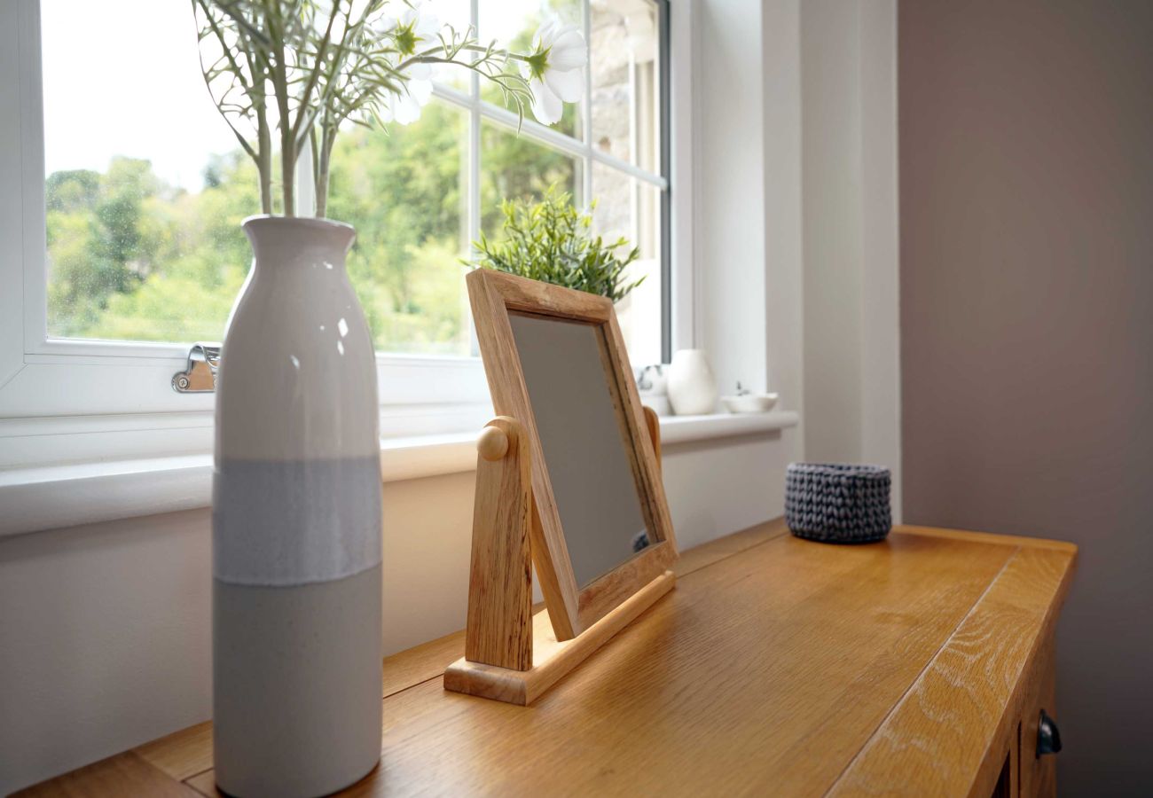 Image showing the homely touches inside Rock mill holiday apartment 36